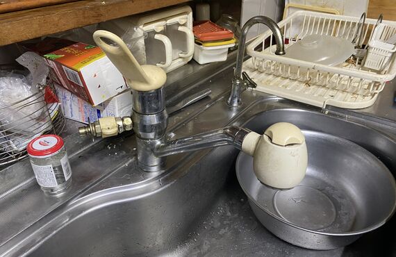 キッチン水栓お取替え、水漏れ修理はインテルナアカイワまで！